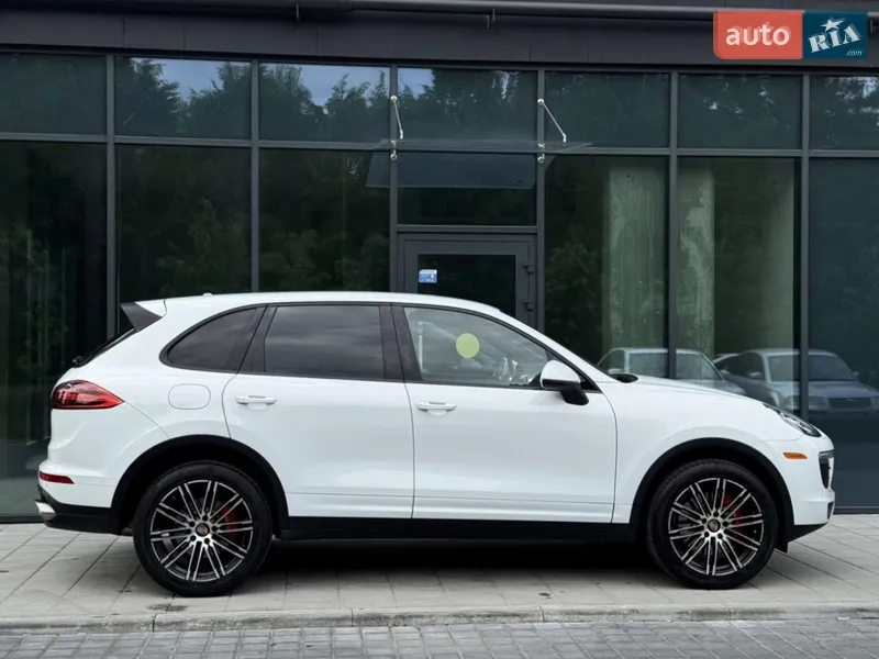 Porsche Cayenne 2015 VIN WP1AA2A20GKA12515 фото оголошення 9 з 111