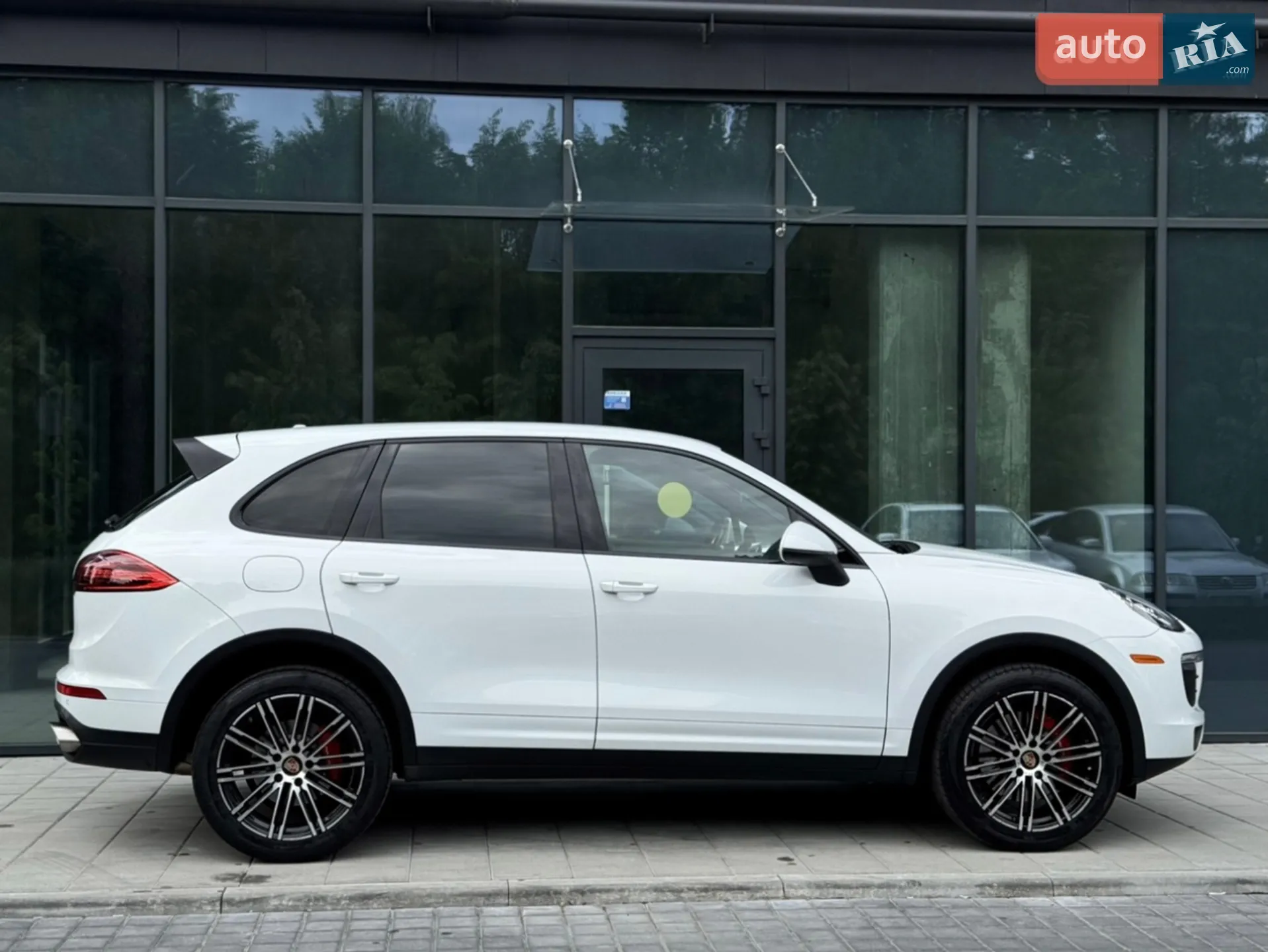 2015 Porsche Cayenne - мініатюра 9