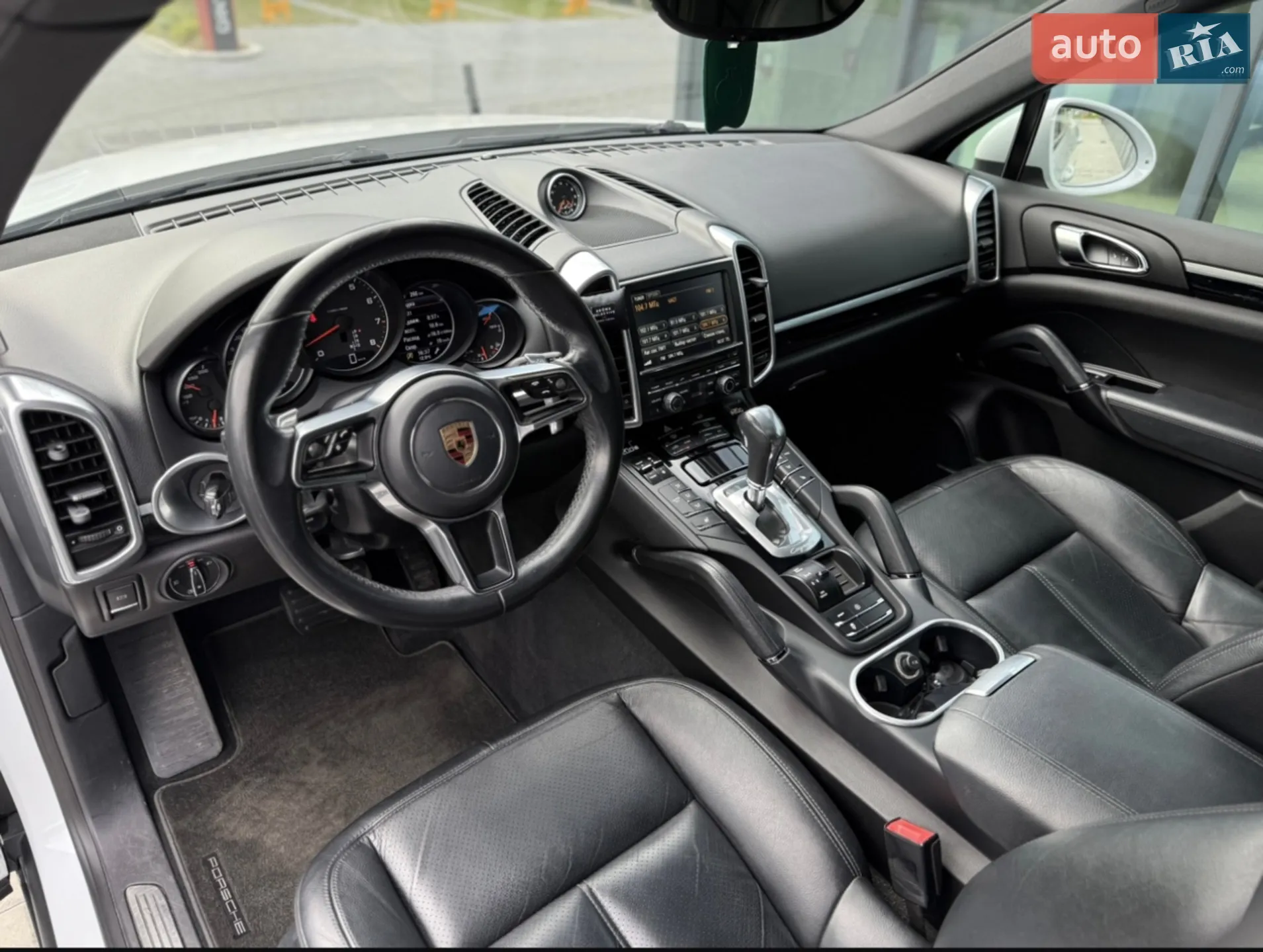 2015 Porsche Cayenne - мініатюра 34