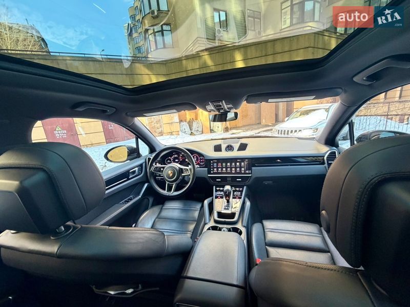 Позашляховик / Кросовер Porsche Cayenne 2022 в Києві