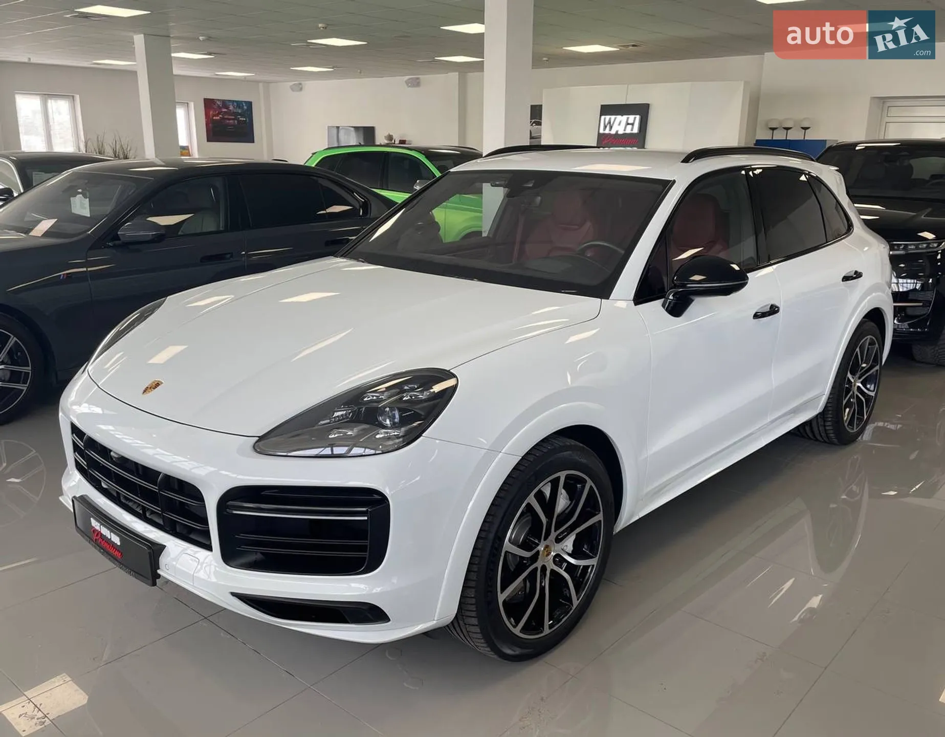 2019 Porsche Cayenne - мініатюра 3