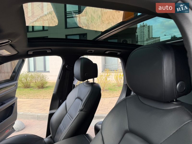 Позашляховик / Кросовер Porsche Cayenne 2020 в Києві