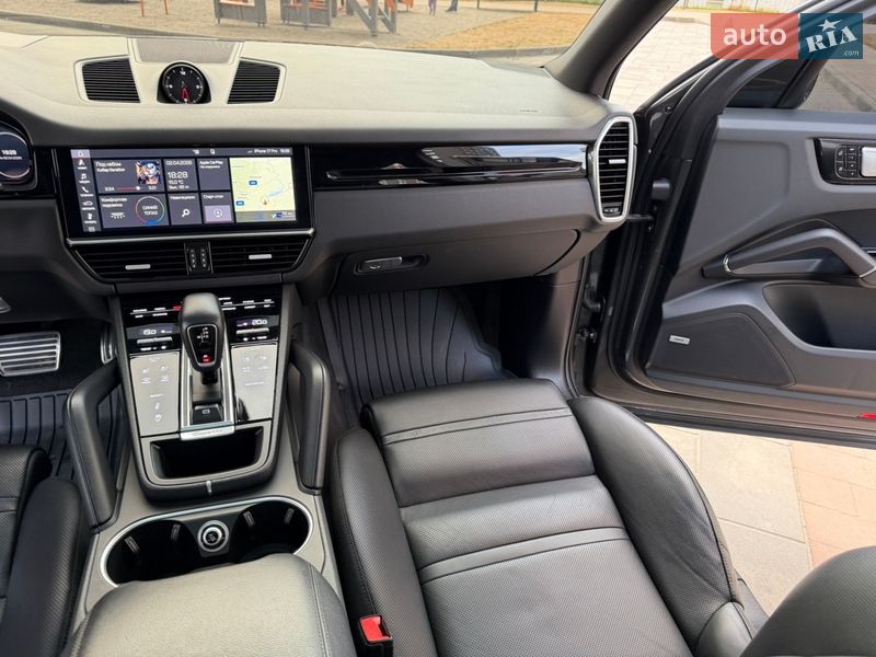 Позашляховик / Кросовер Porsche Cayenne 2020 в Києві