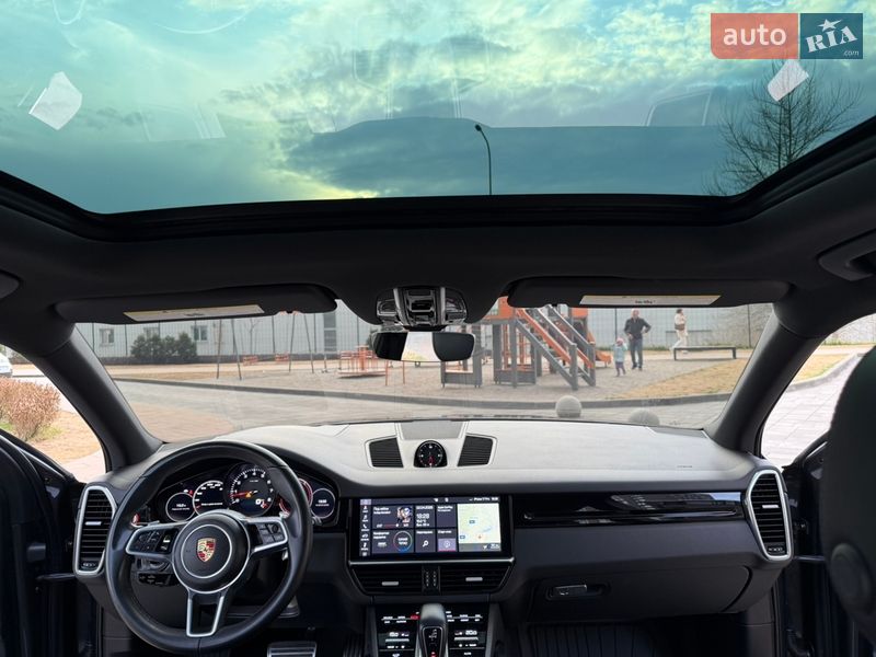 Позашляховик / Кросовер Porsche Cayenne 2020 в Києві