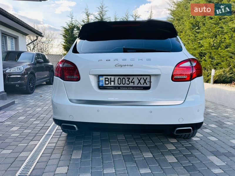 Внедорожник / Кроссовер Porsche Cayenne 2013 в Одессе
