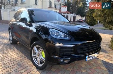 Внедорожник / Кроссовер Porsche Cayenne 2015 в Одессе