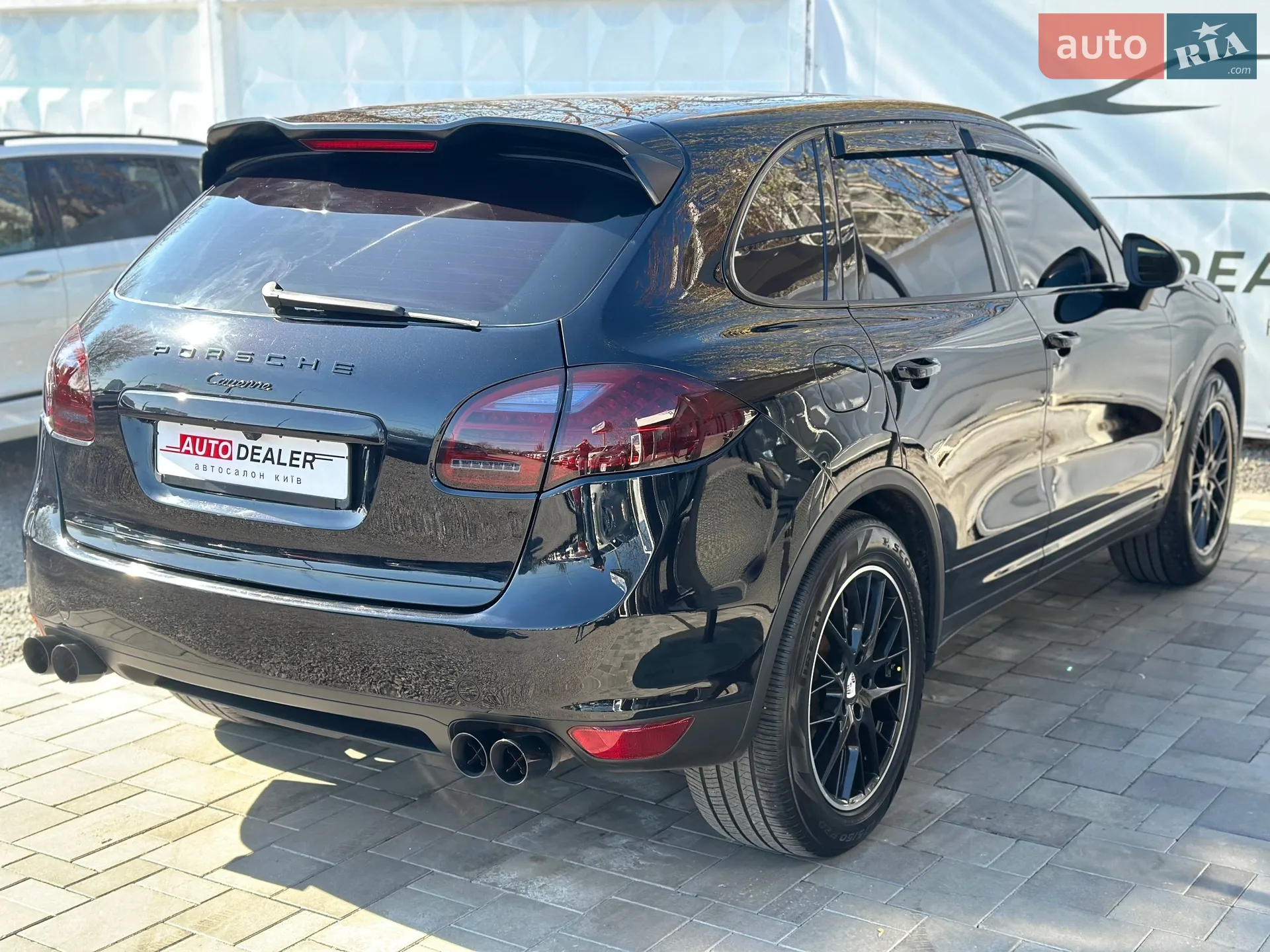2012 Porsche Cayenne - мініатюра 12