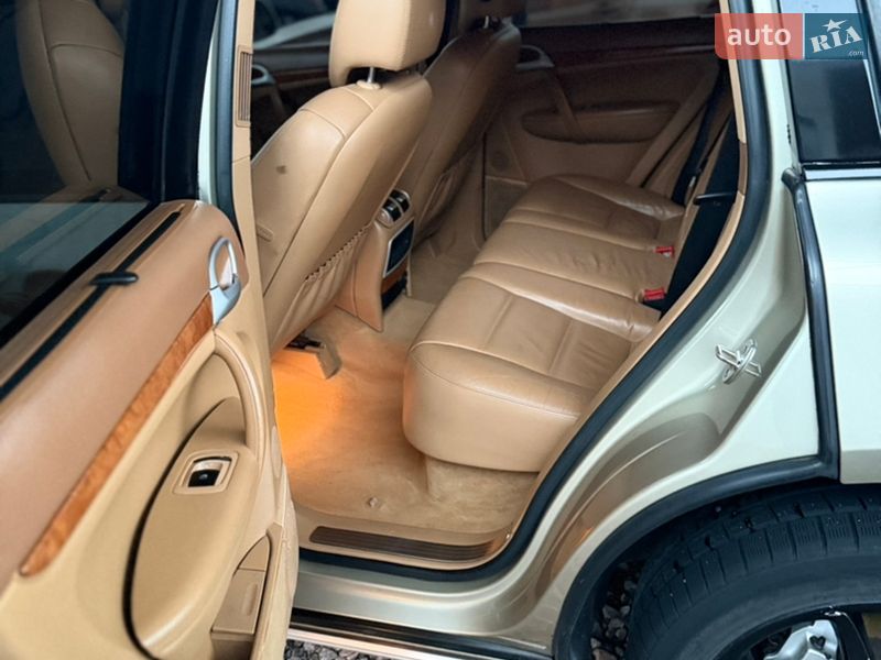 Позашляховик / Кросовер Porsche Cayenne 2006 в Софіївській Борщагівці