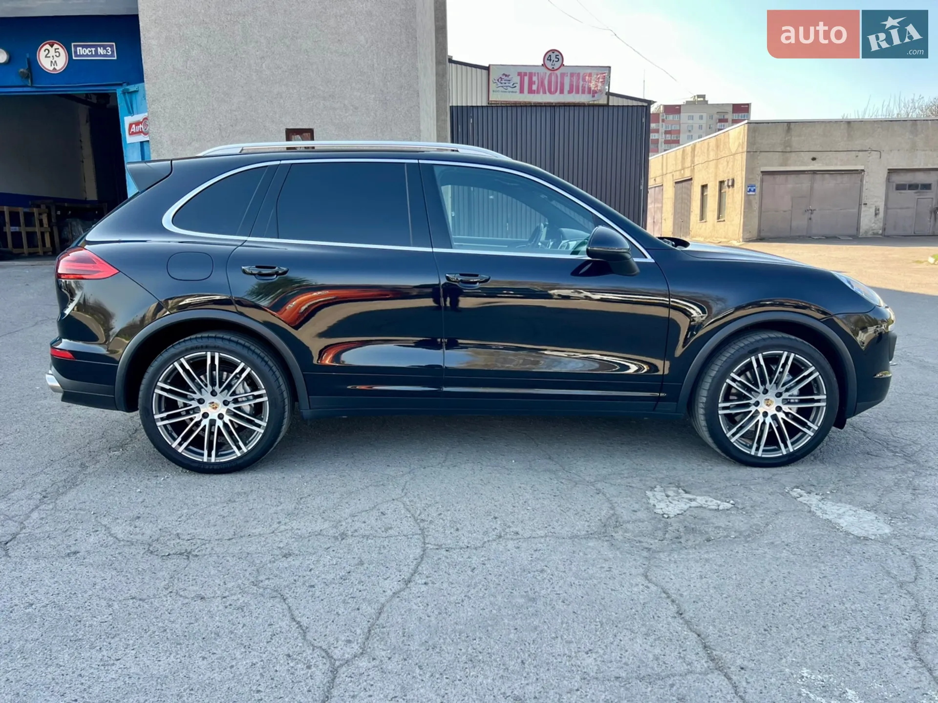 2015 Porsche Cayenne - мініатюра 9