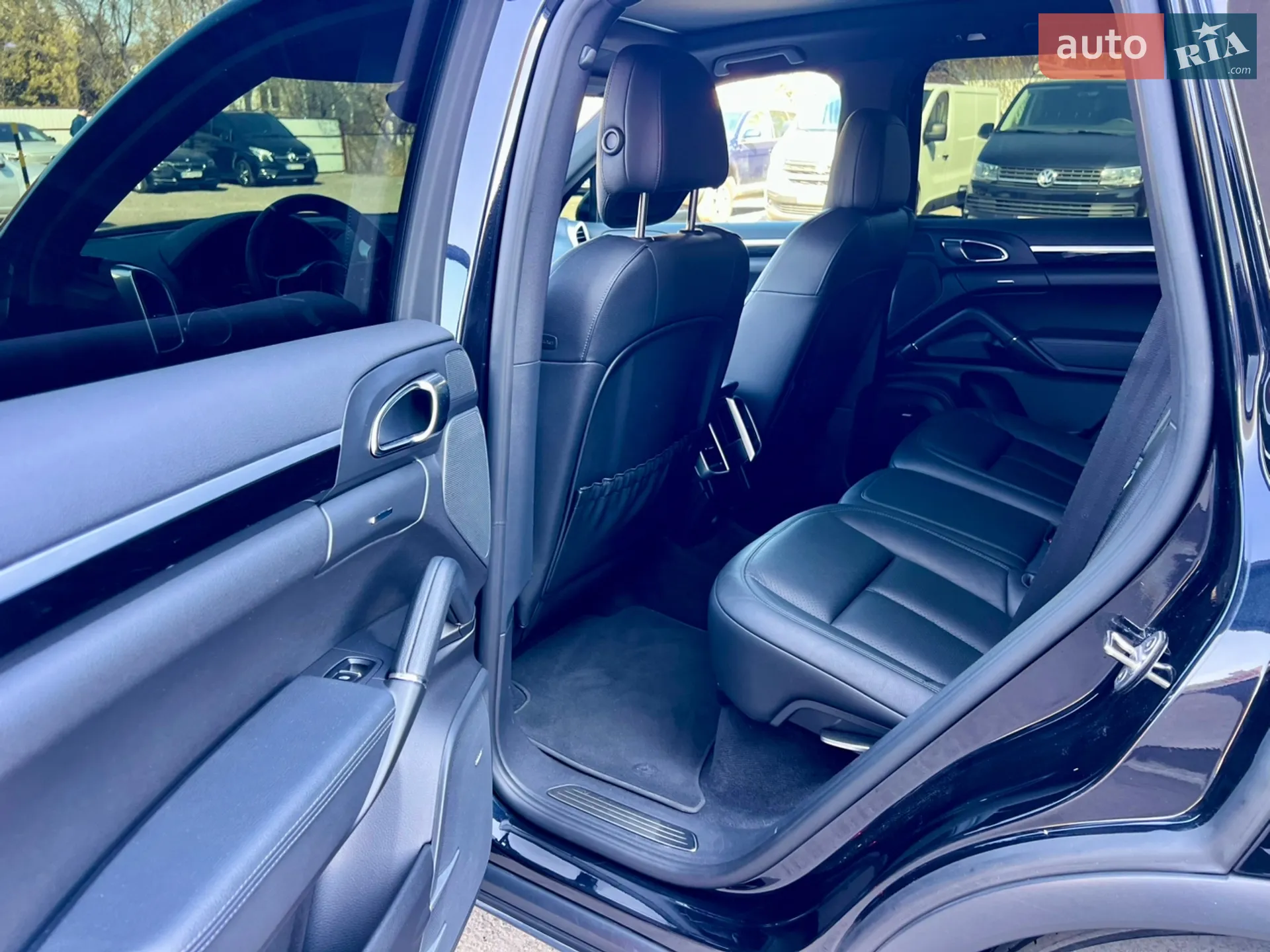 2015 Porsche Cayenne - мініатюра 30