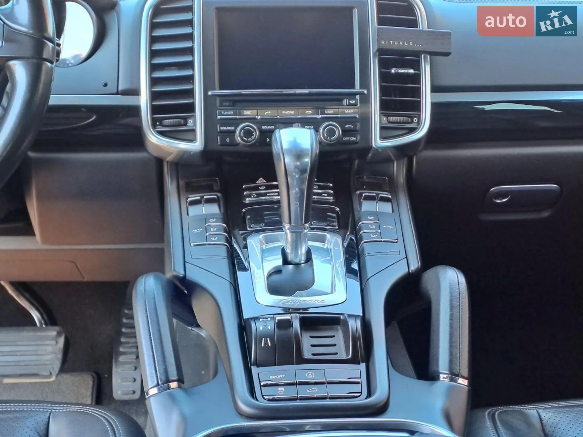 2010 Porsche Cayenne - мініатюра 17