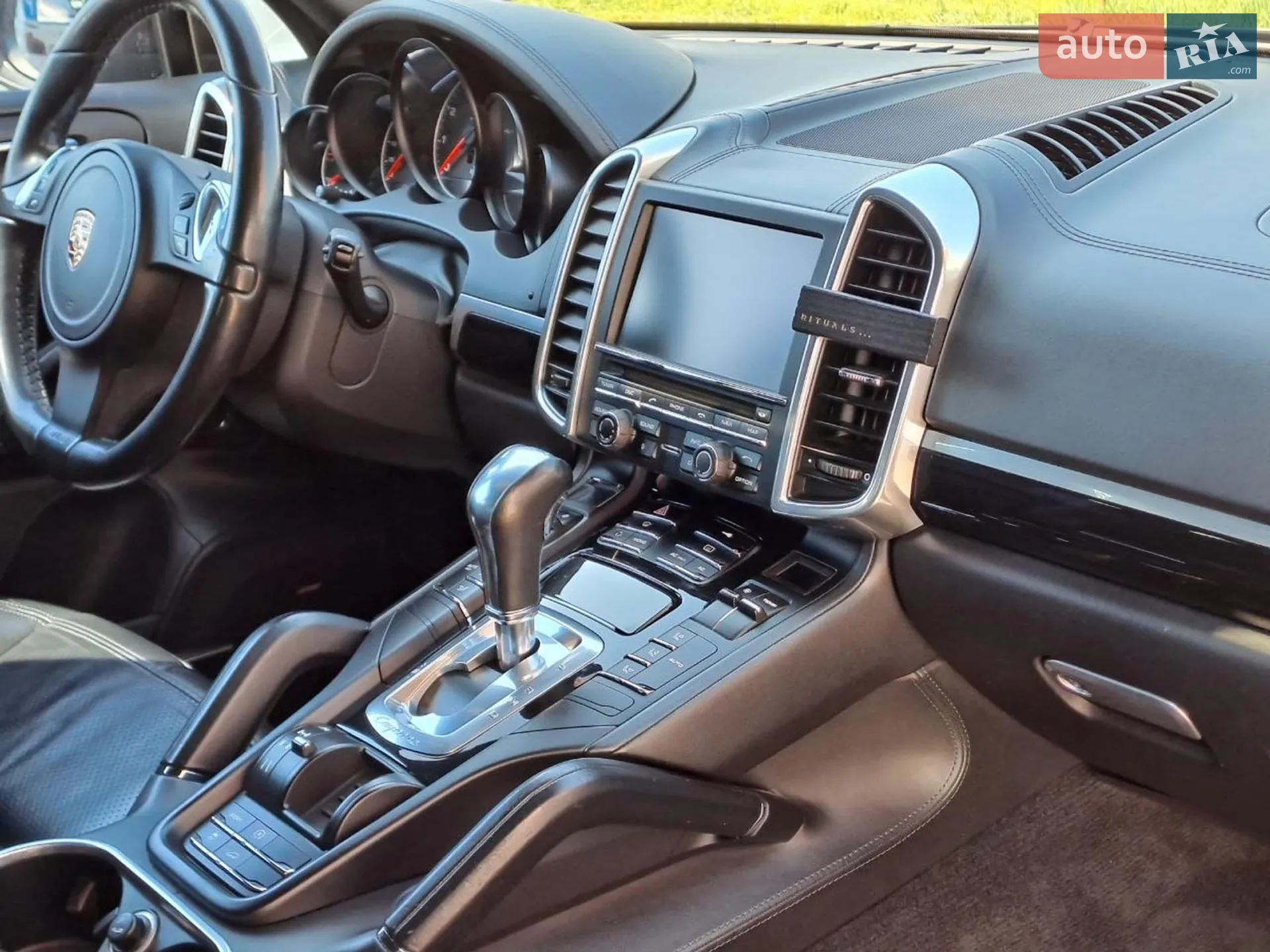 2010 Porsche Cayenne - мініатюра 26