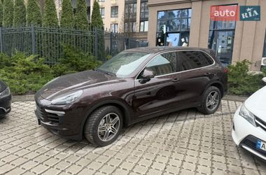 Позашляховик / Кросовер Porsche Cayenne 2015 в Ірпені