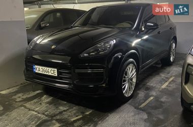 Внедорожник / Кроссовер Porsche Cayenne 2017 в Киеве