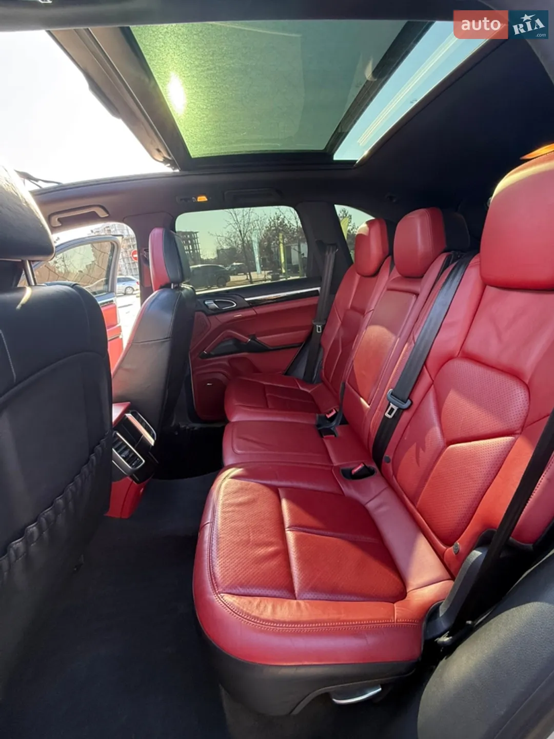 2014 Porsche Cayenne - мініатюра 2