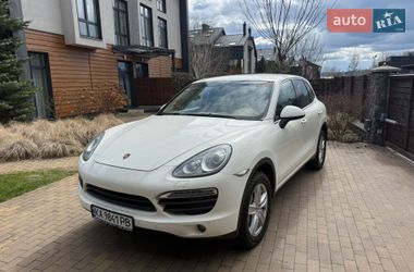 Позашляховик / Кросовер Porsche Cayenne 2011 в Києві