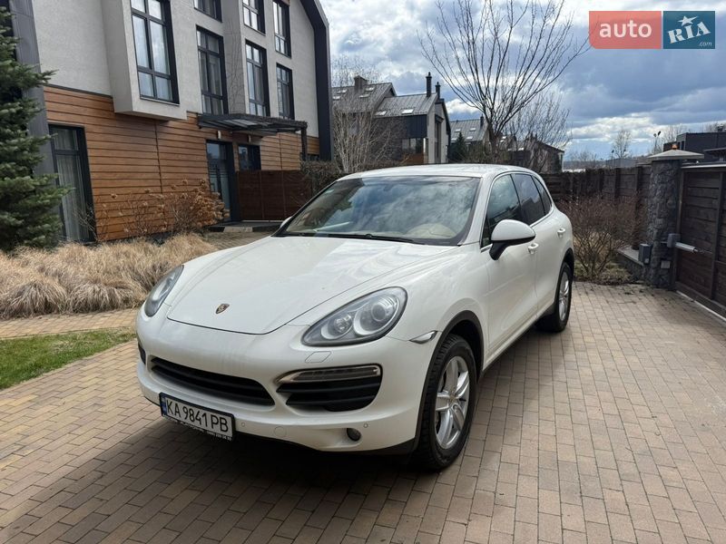 Porsche Cayenne 2011