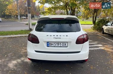 Внедорожник / Кроссовер Porsche Cayenne 2011 в Одессе