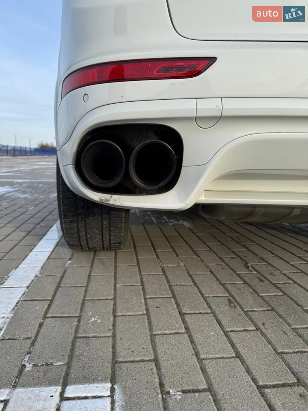 2017 Porsche Cayenne - мініатюра 23
