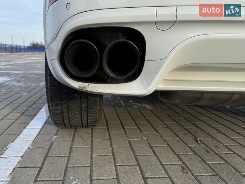 Позашляховик / Кросовер Porsche Cayenne 2017 в Нововолинську