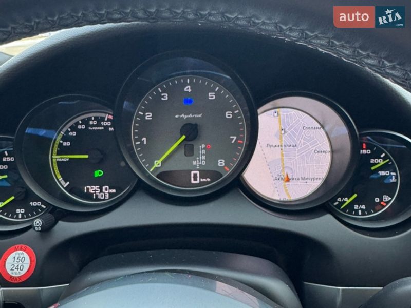 Позашляховик / Кросовер Porsche Cayenne 2017 в Нововолинську