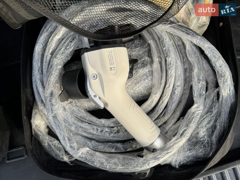 Позашляховик / Кросовер Porsche Cayenne 2017 в Нововолинську