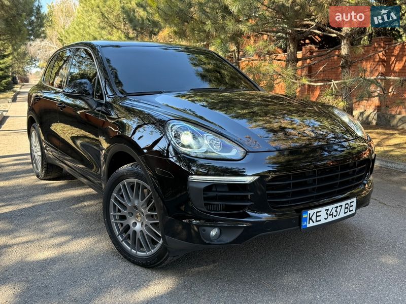 Внедорожник / Кроссовер Porsche Cayenne 2015 в Днепре фото 2 Внедорожник / Кроссовер Porsche Cayenne 2015 в Днепре