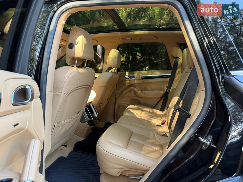 Внедорожник / Кроссовер Porsche Cayenne 2015 в Днепре фото 10 Внедорожник / Кроссовер Porsche Cayenne 2015 в Днепре
