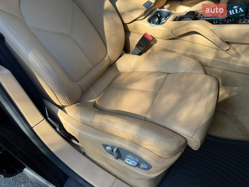 Внедорожник / Кроссовер Porsche Cayenne 2015 в Днепре фото 17 Внедорожник / Кроссовер Porsche Cayenne 2015 в Днепре