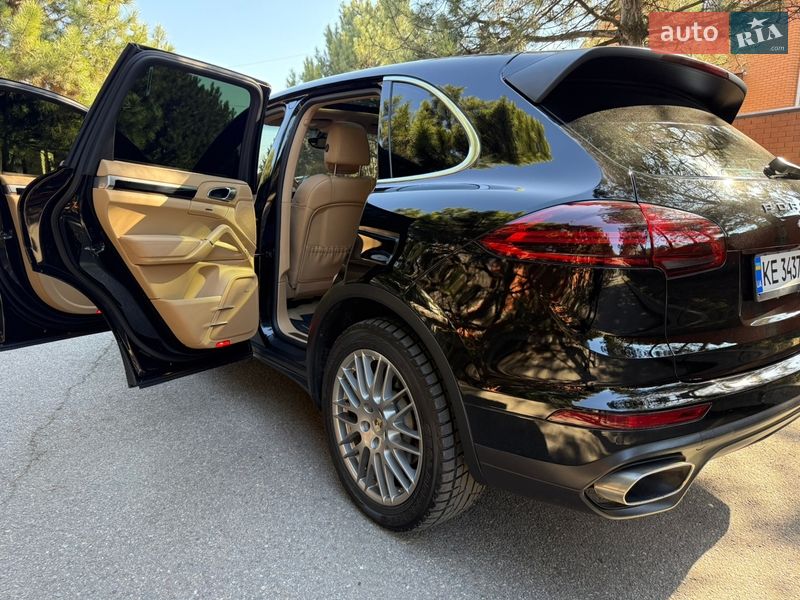 Внедорожник / Кроссовер Porsche Cayenne 2015 в Днепре фото 21 Внедорожник / Кроссовер Porsche Cayenne 2015 в Днепре