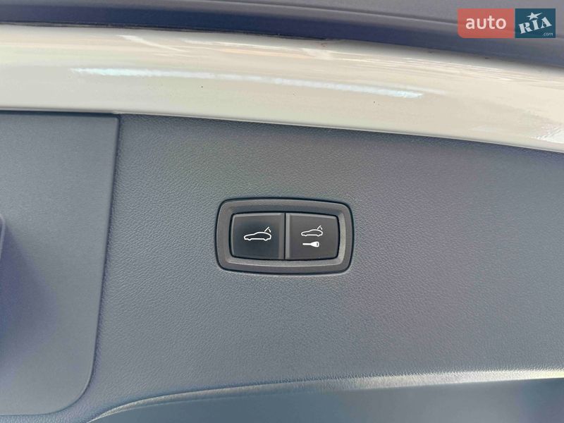 Позашляховик / Кросовер Porsche Cayenne 2022 в Львові