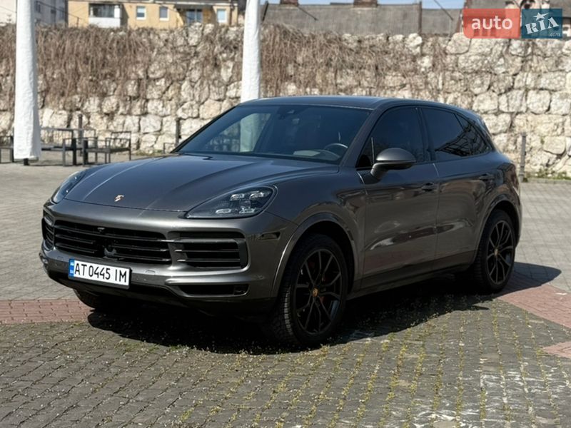 Позашляховик / Кросовер Porsche Cayenne 2018 в Івано-Франківську