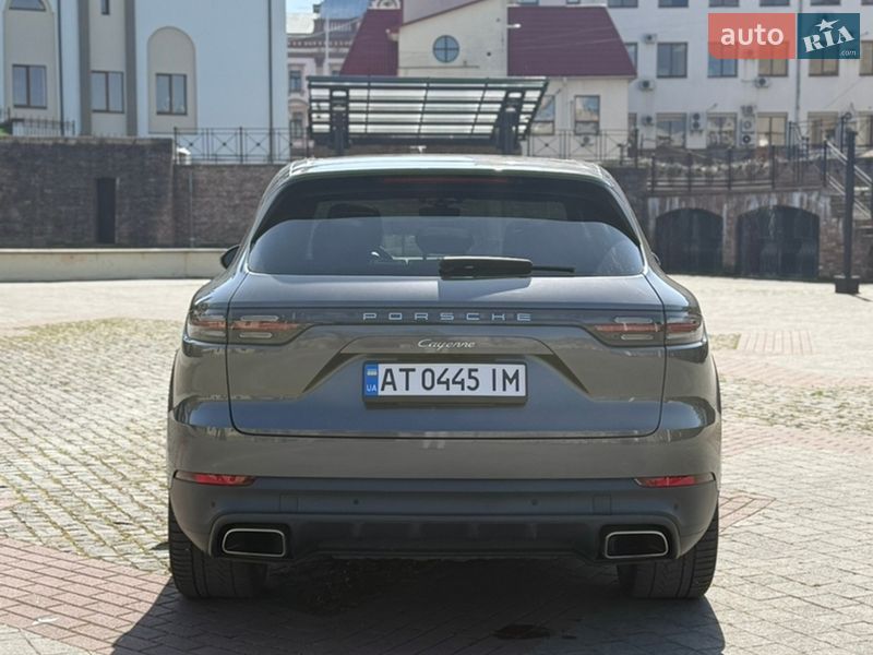 Позашляховик / Кросовер Porsche Cayenne 2018 в Івано-Франківську