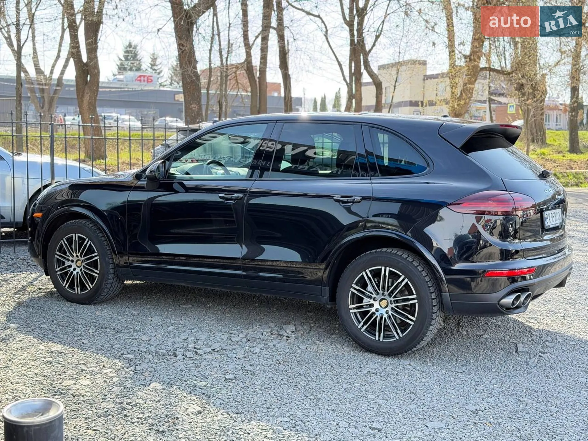 2017 Porsche Cayenne - мініатюра 9