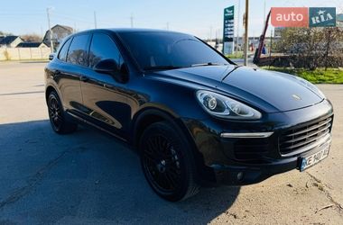 Позашляховик / Кросовер Porsche Cayenne 2016 в Києві