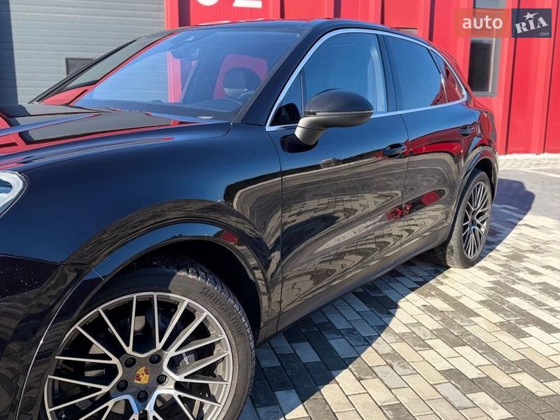 Внедорожник / Кроссовер Porsche Cayenne 2018 в Виннице
