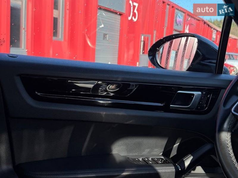 Внедорожник / Кроссовер Porsche Cayenne 2018 в Виннице