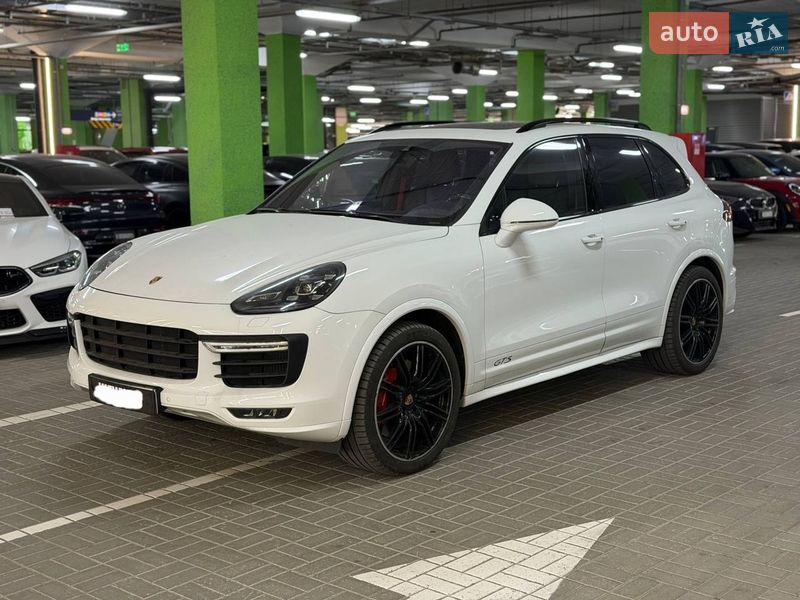Porsche Cayenne 2015