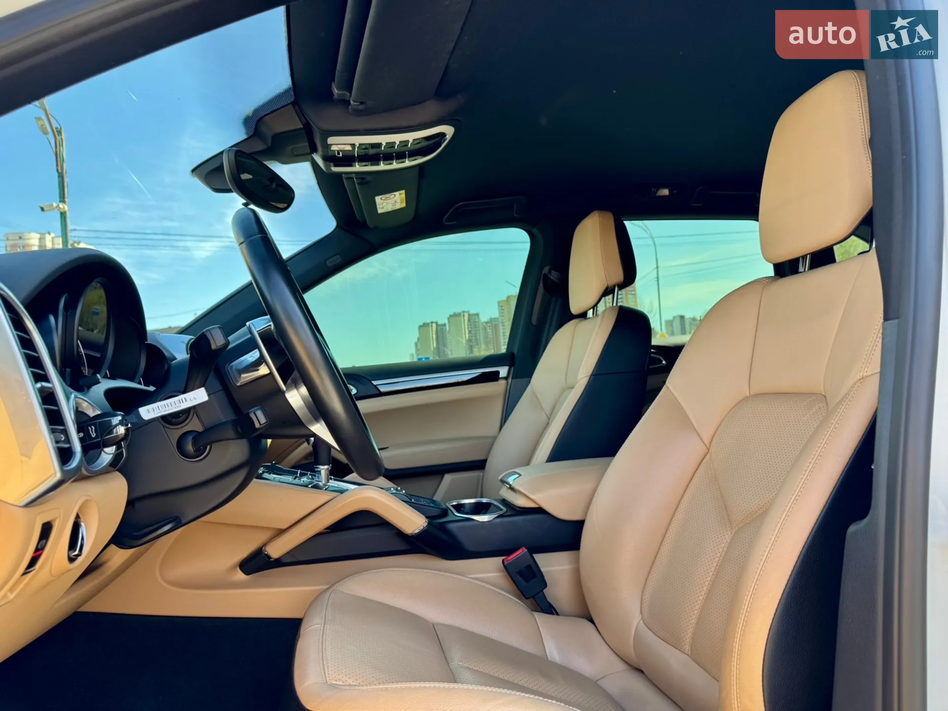 2016 Porsche Cayenne - мініатюра 10