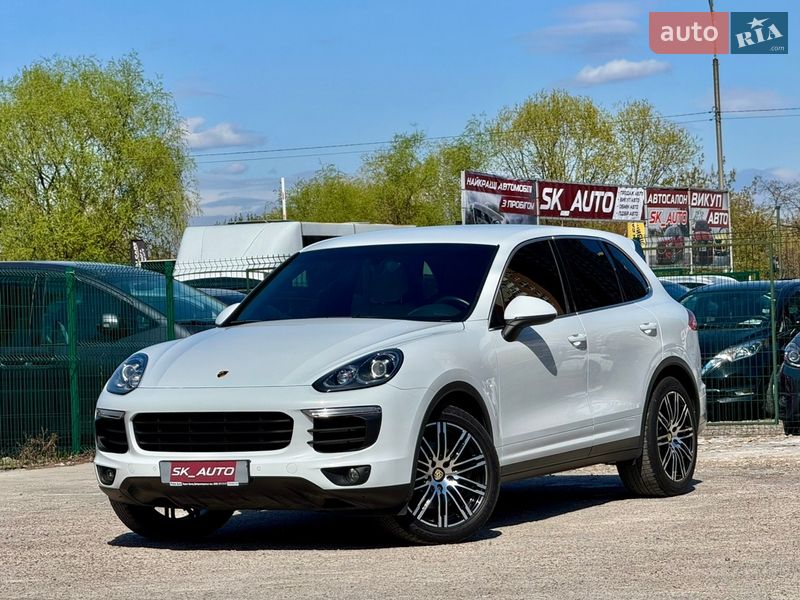 Внедорожник / Кроссовер Porsche Cayenne 2016 в Киеве