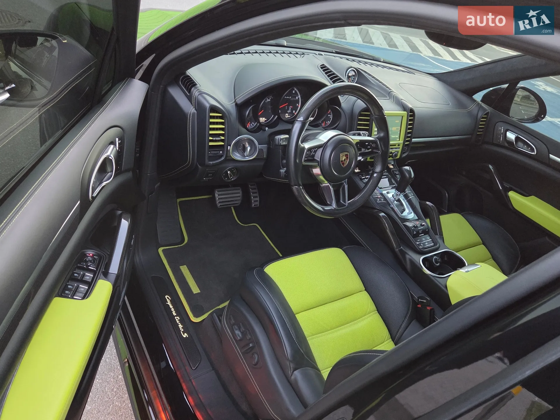 2015 Porsche Cayenne - мініатюра 15