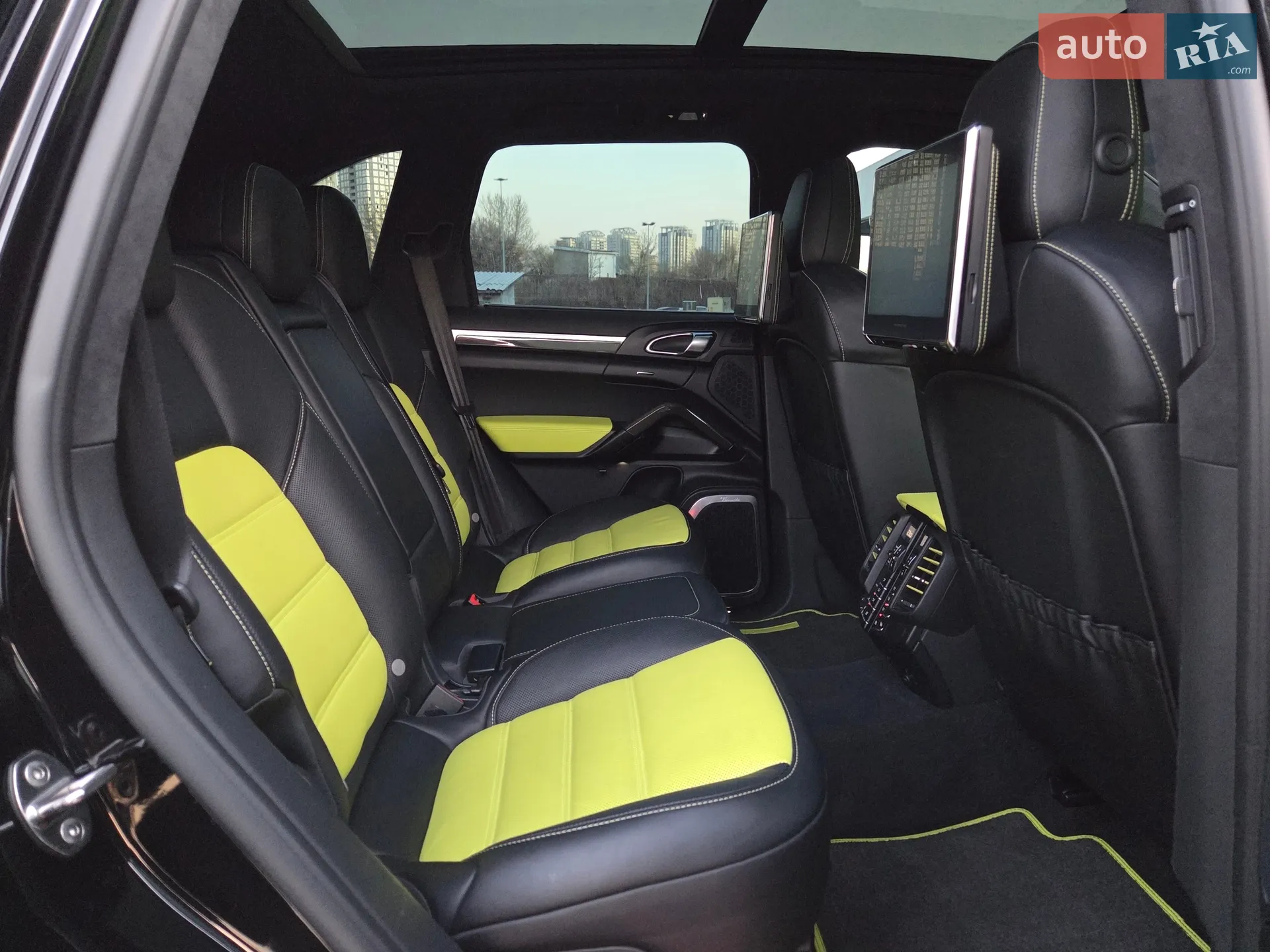 2015 Porsche Cayenne - мініатюра 29