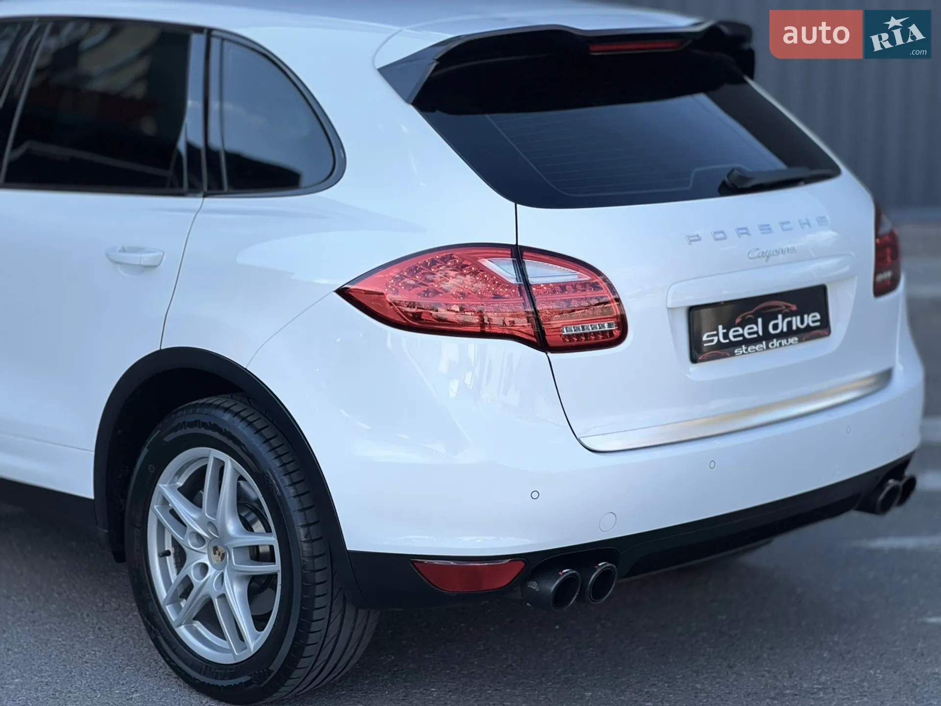 2013 Porsche Cayenne - мініатюра 11