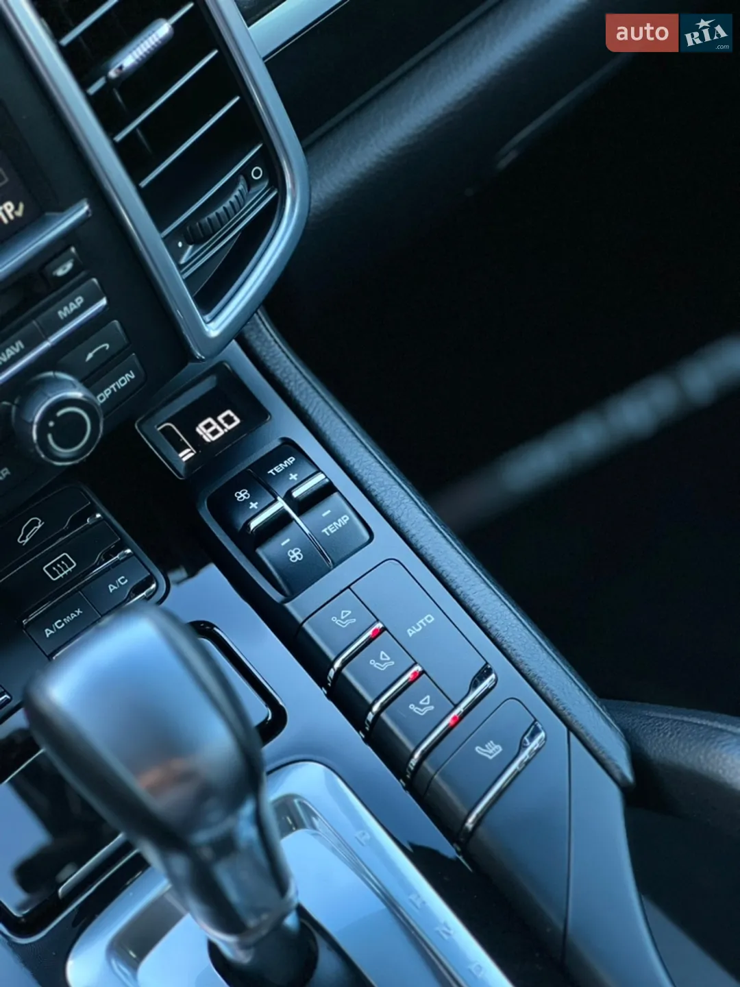 2013 Porsche Cayenne - мініатюра 24