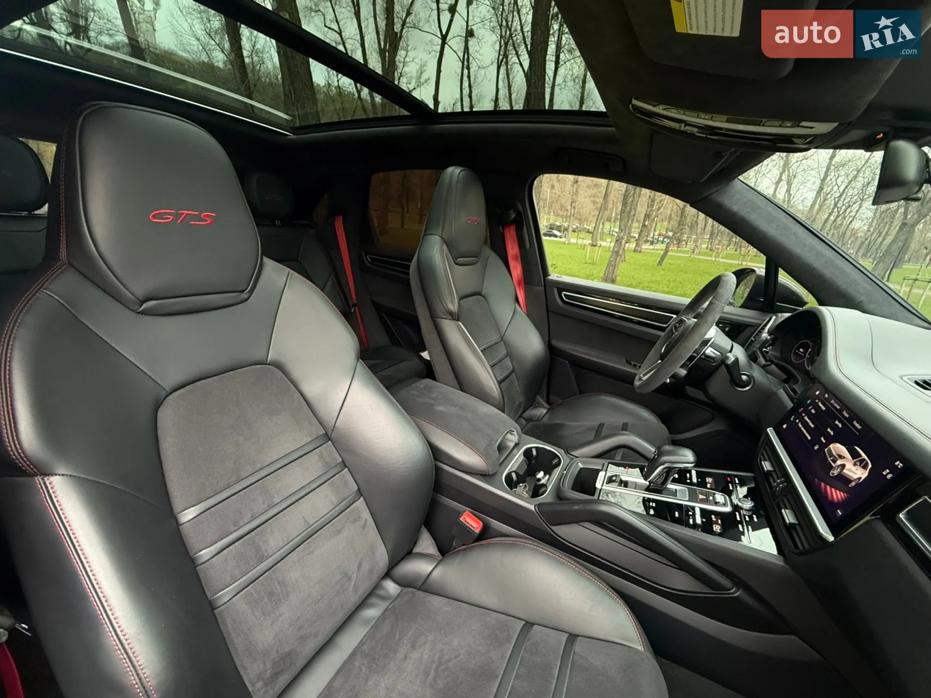 2022 Porsche Cayenne - мініатюра 29