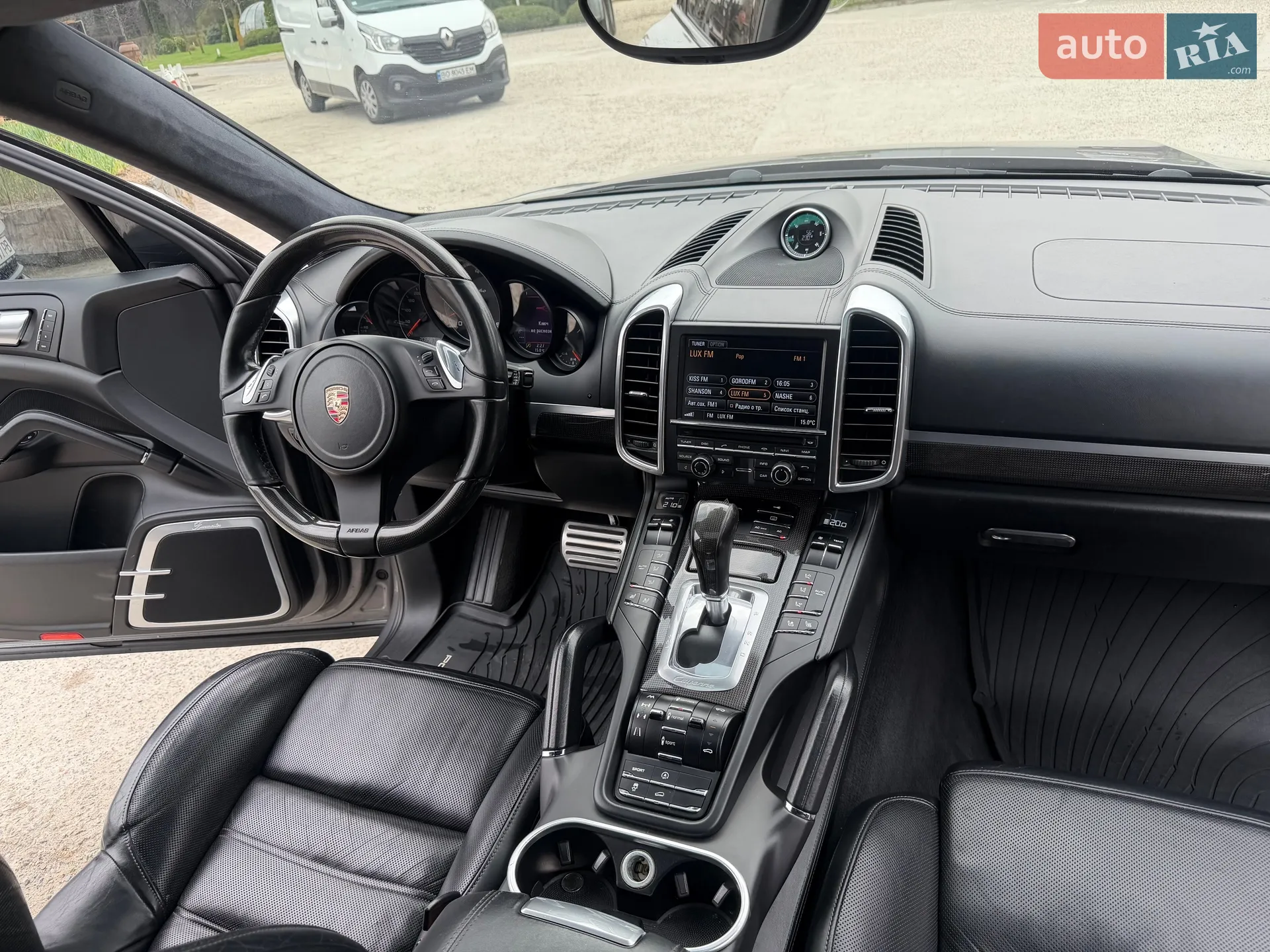 2011 Porsche Cayenne - мініатюра 38
