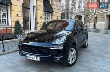 Внедорожник / Кроссовер Porsche Cayenne 2015 в Одессе