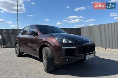 Внедорожник / Кроссовер Porsche Cayenne 2017 в Шептицькому