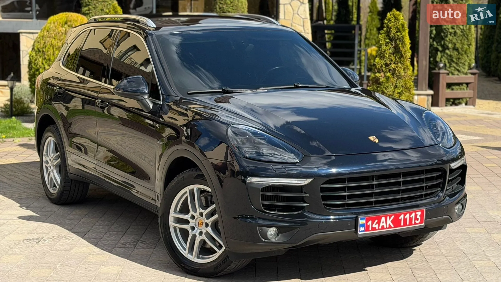 2016 Porsche Cayenne - мініатюра 2