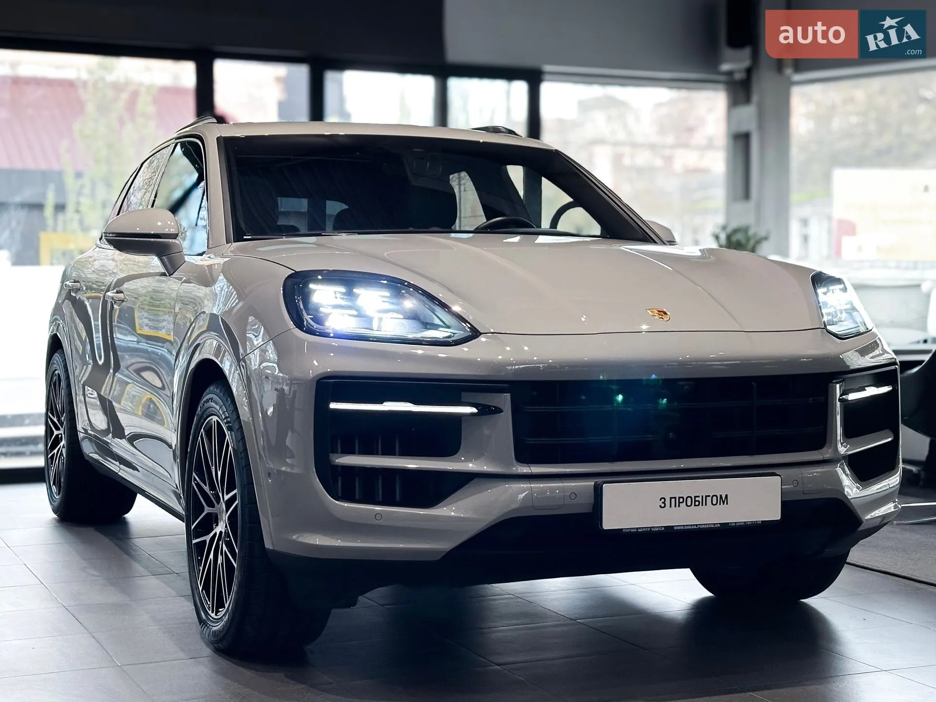 2023 Porsche Cayenne - мініатюра 3